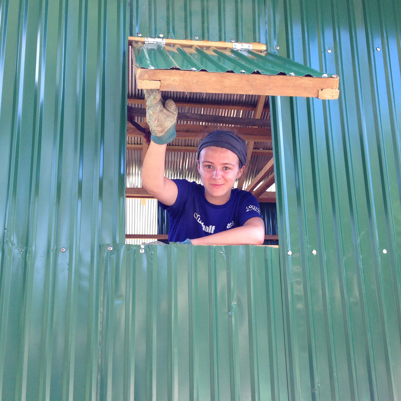 school_expedition_cambodia_scuba_local_house