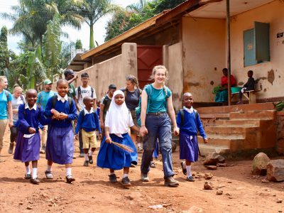 school_expedition_tanzania_scuba_walk_to_project