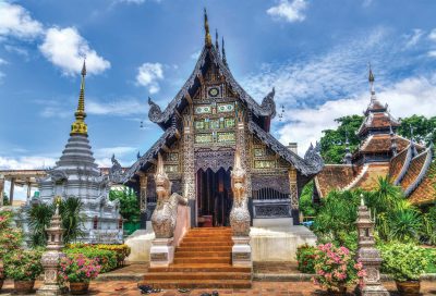 school_expeditions_thailand_chiang_mai_temple